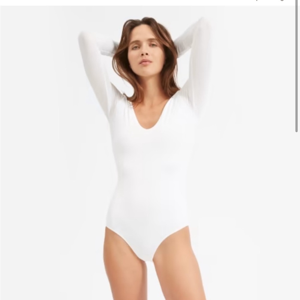 Everlane seamless v neck bodysuit